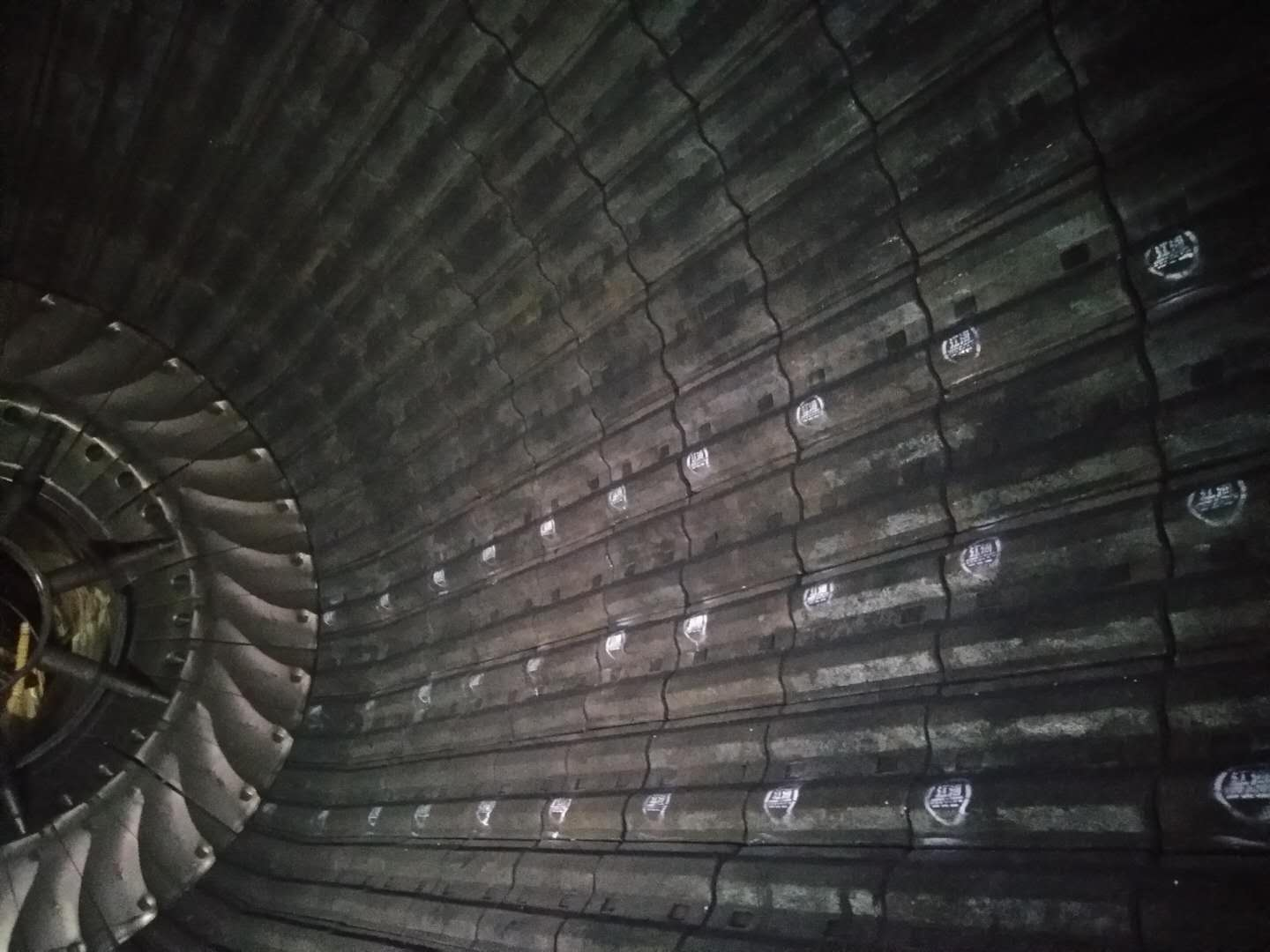 高錳鋼襯板價(jià)格